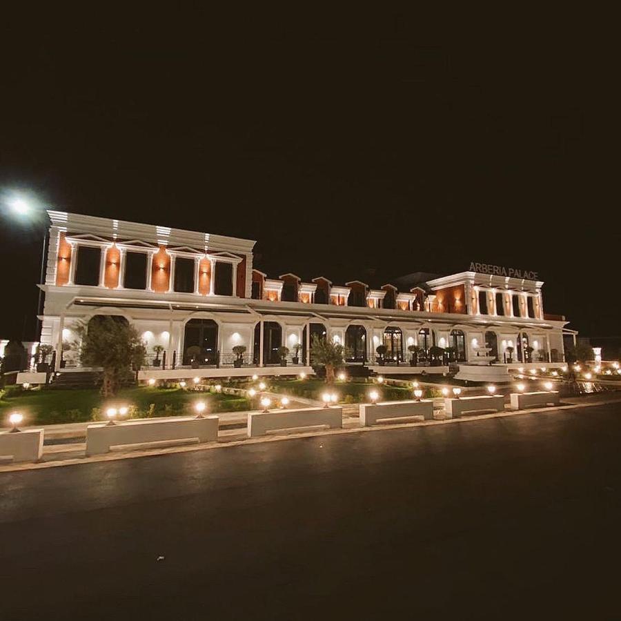 Arberia Palace Hotel Fushe Milot Esterno foto